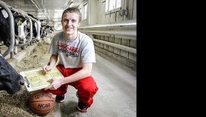 Of Badgers and bovines: Jordan Ebert pursues both passions at UW