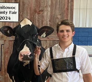 Garrett Ulness: How a Love for Dairy Science and Badger Pride Shape His College Experience