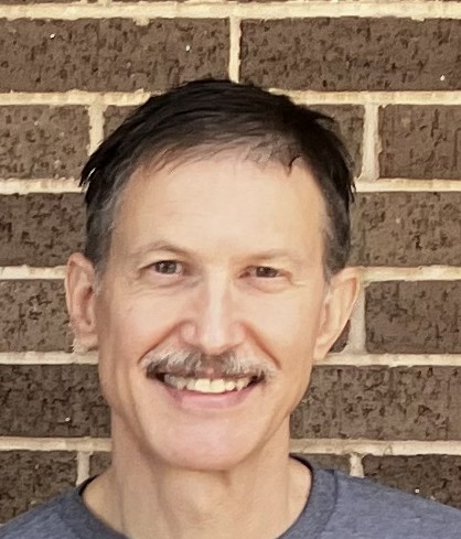 Headshot of Peter Rubinelli.