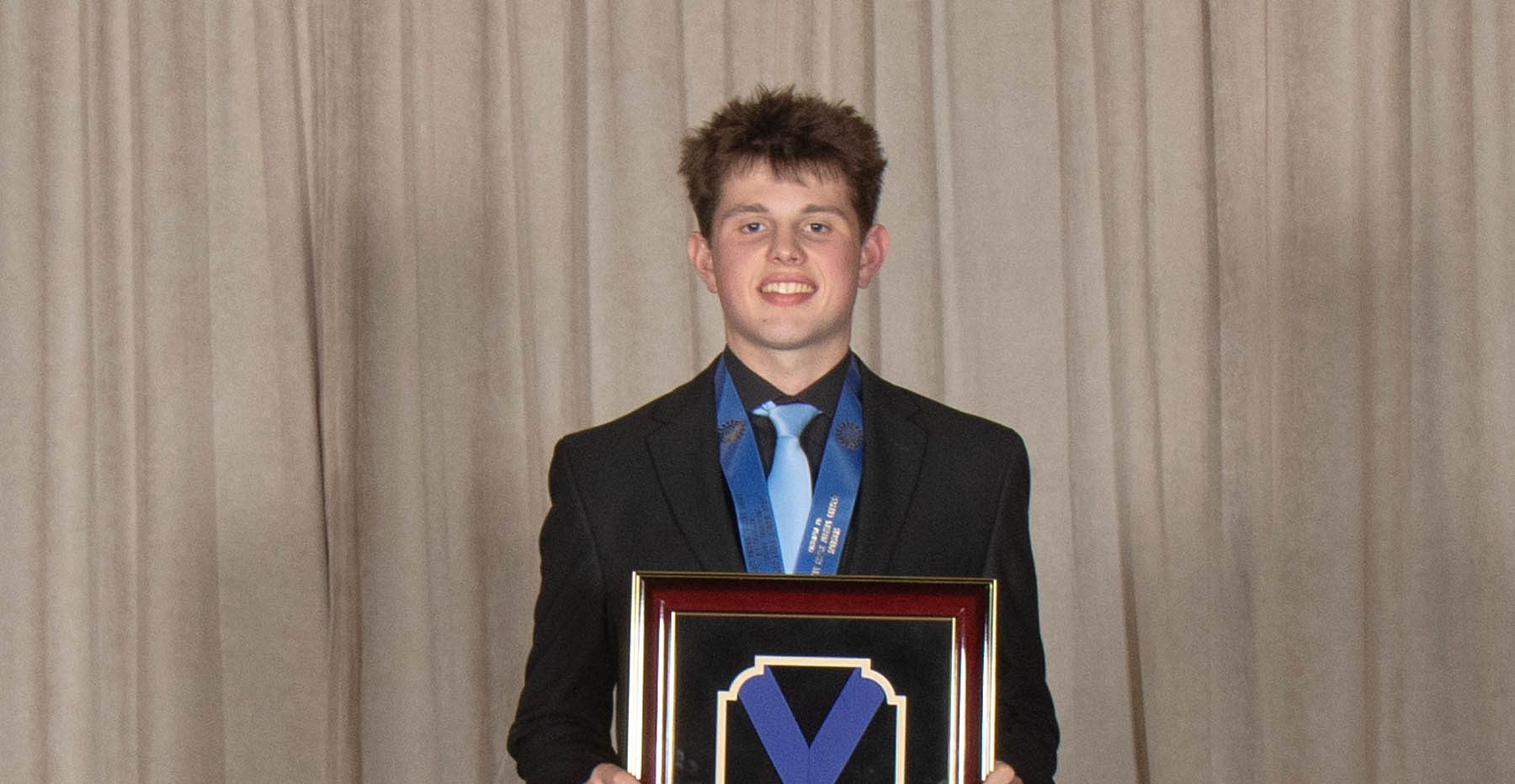 Wisconsin’s Braeden Bechel Sweeps Individual Honors at National 4-H Dairy Judging Contest